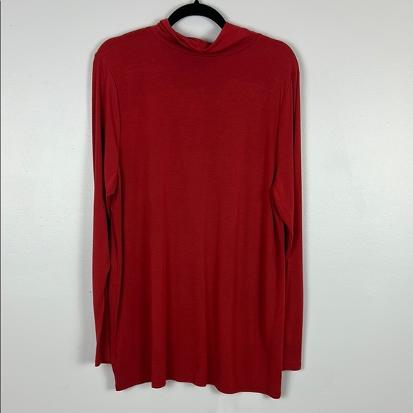 Torrid Elegant Modal Blend Red Women's Top Size 2 - Picture 10 of 10